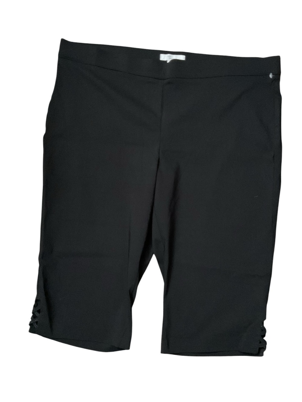 89th & Madison Cropped Stretch Capris w/ Lattice Detail W:23” R:12.5” I:16.5”